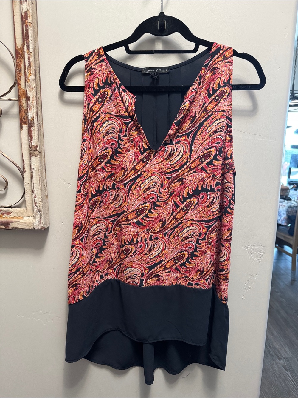 Sleeveless V-Neck Paisley Tank Top - Pink Multi with Black Hem